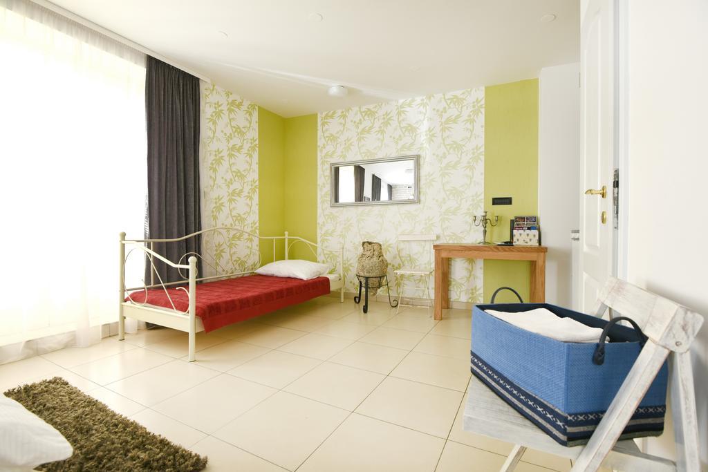 שיבניק Apartments Kokolo מראה חיצוני תמונה