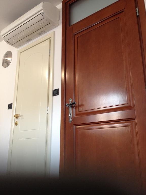 שיבניק Apartments Kokolo מראה חיצוני תמונה